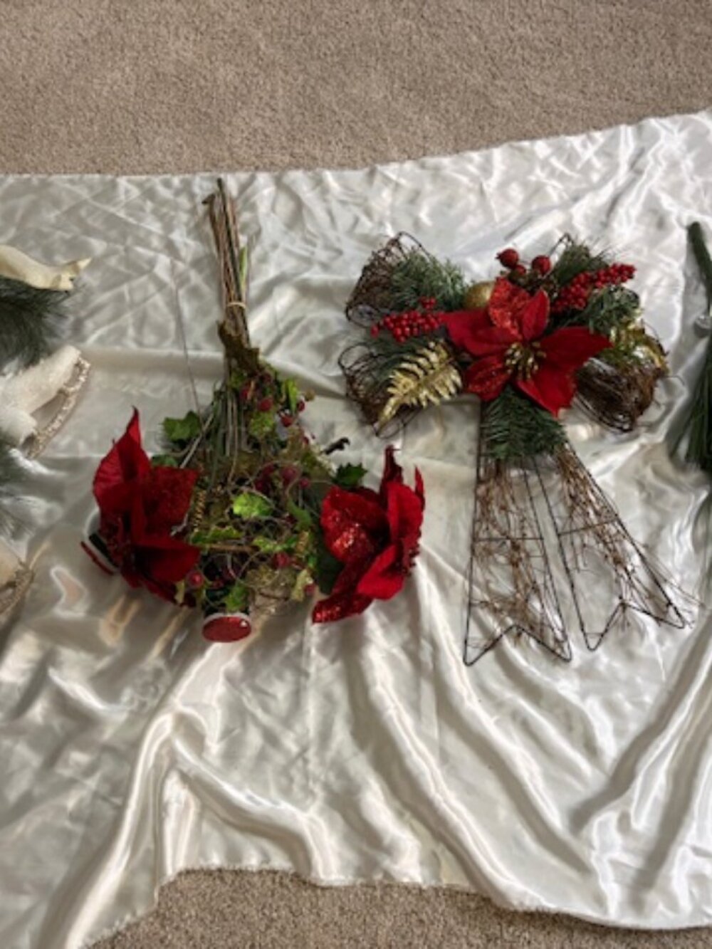 Set of 4 Holiday Florals